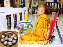 เหรียญหล่อเจ้าสัวบูรพา หลวงพ่อสาคร มนุญฺโญ วัดหนองกรับ จ.ระยอง ปี2552 เนื้อทองแดง หมายเลข1045+กล่อง