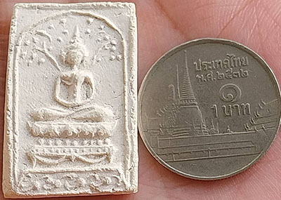 *พิมพ์ปรกโพธิ์ เนื้อผง วัดชนะสงคราม กทม. ปี๒๔๙๑*