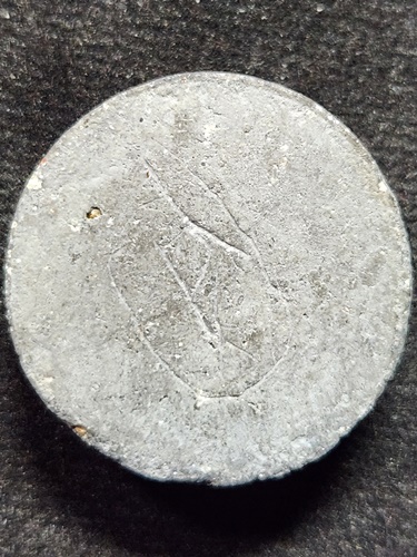 วัดกลางท่าเรือ จ.พระนครศรีอยุธยา พระผงปิดตา หลวงพ่อนวม  พิมพ์จันทร์ลอย 