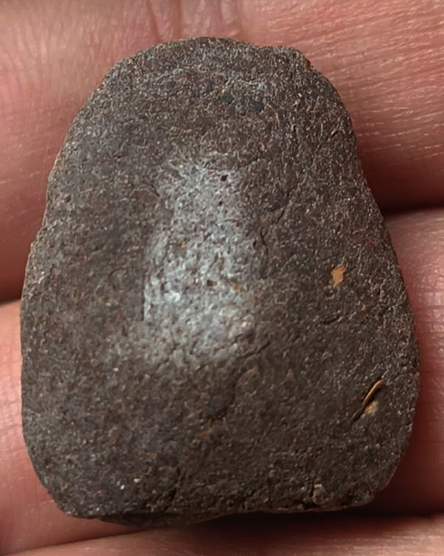 ปิดตารุ่นแรกท้องอุ เนื้อผงว่านผสมน้ำนมควาย หลวงพ่อเขียว วัดหรงบล จ.นครศรีธรรมราช พ.ศ. 2510 (B13)