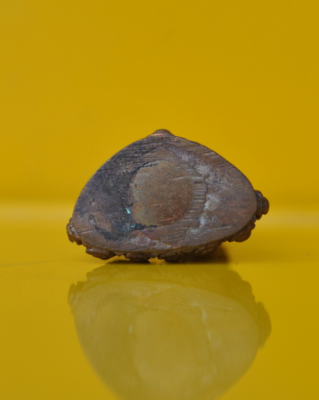 พระกริ่งปริวาส หลวงพ่อไวทย์ 