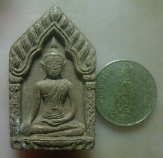 **เบาๆ**พระขุนแผน หลวงพ่อจ่าง วัดเขื่อนเพชร จ.เพชรบุรี**เนื้อผง หลังยันต์ สวยๆ