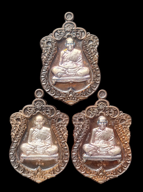 เคาะแรกแดง..สำเภาเศรษฐี ๒๕๖๓..นวะสอดไส้เงิน ๕ เหรียญ..ล.พ.พัฒน์ วัดห้วยด้วน จ.นครสวรรค์ 