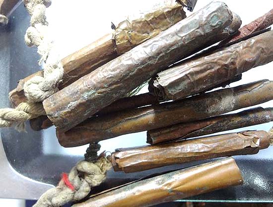 ตะกรุดทองแดงเก่า มาเป็นชุด