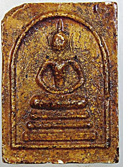 สมเด็จหลวงพ่อริ้ว วัดตลาดเกรียบ อยุธยา พิมพ์สามชั้นหูบายศรี หลังมีจารนะเมตตามหานิยม