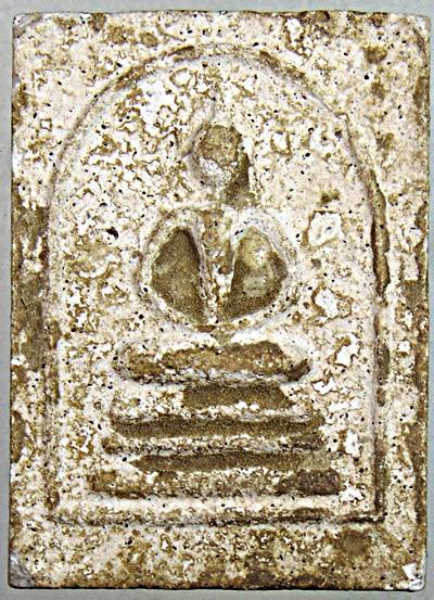 สมเด็จหลวงพ่อริ้ว วัดตลาดเกรียบ อยุธยา พิมพ์สามชั้นหูบายศรี หลังมีจารนะเมตตามหานิยม