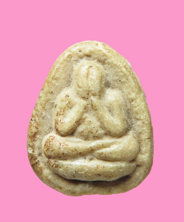 พระปิดตาเม็ดบัว เนื้อผงน้ำน้ำมัน