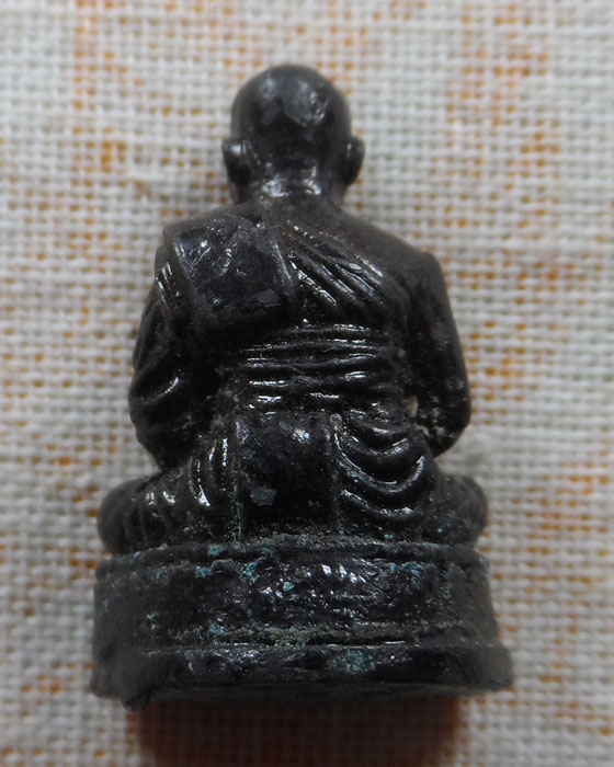 รูปหล่อหลวงปู่สุรินทร์ วัดคีรีวง จ.สระบุรี