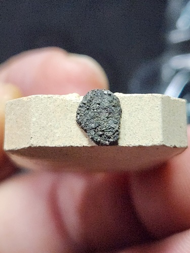 วัดท่าสะแบง จ.ร้อยเอ็ด พระผง พิมพ์พระพุทธนั่งราหู พระอาจารย์ต้อม ปภัสสโร อายุวัฒนมงคล" ปี68 อุดมวลสา