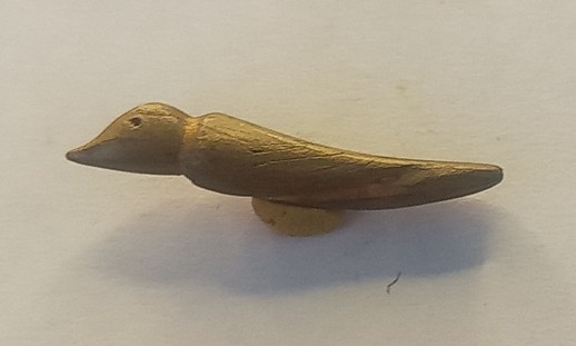 สาริกาไม้กาหลงแกะ เก่า ลงทองน้ำหนักเบา ขนาด ยาว 1 นิ้วครึ่ง