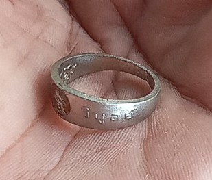 แหวนกันงู ลงยา หลวงพ่อวิบูลย์วัดลำต้อยติ่ง