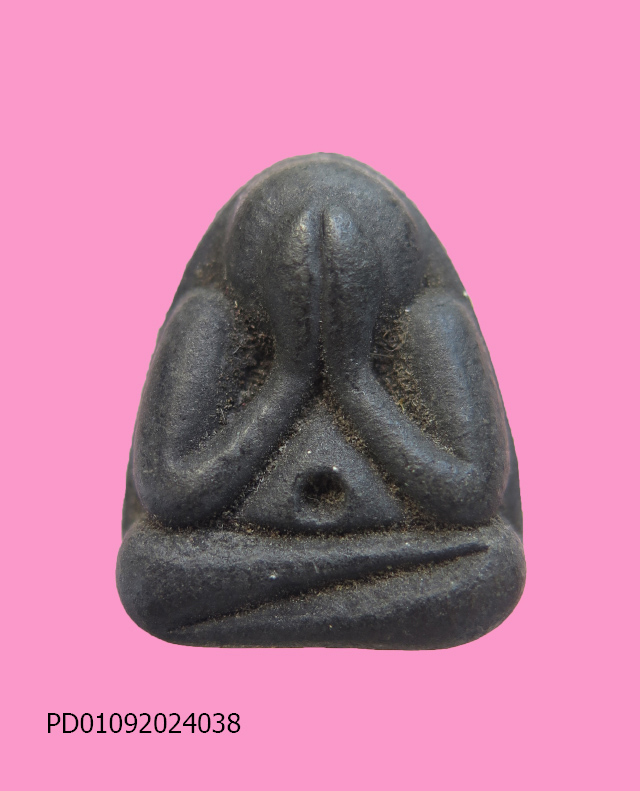 ปิดตา วัดเครือวัลย์