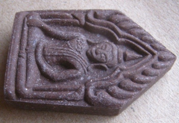 ขุนแผน รุ่นแรก หลวงพ่อไสว วัดปรีดาราม จ นครปฐม ปี2541 