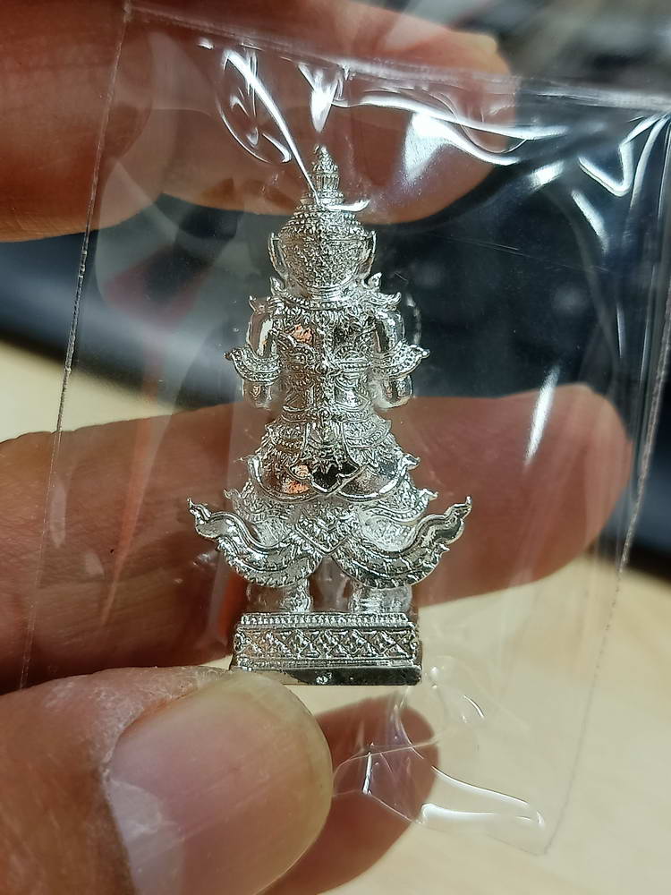 4-616 ท้าวเวสสุวรรณ ยกฐานะ ทองนำโชค หลวงพ่อทอง สุทฺธสีโล วัดบ้านไร่ จ.นครราชสีมา 2564 กล่องเดิม