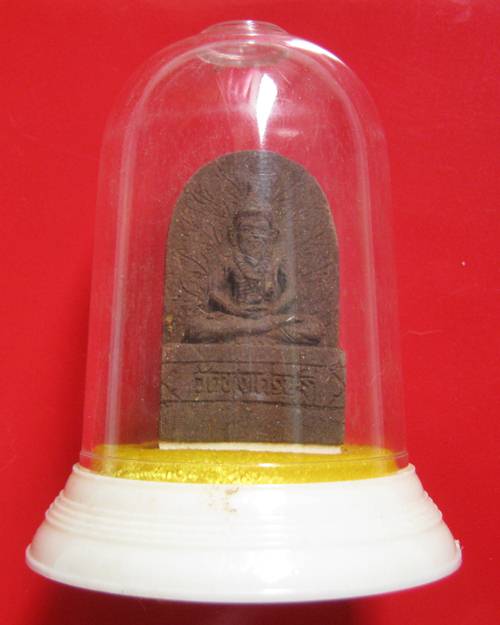 รูปเหมือนเนื้อผงยาจินดามณีหลวงพ่อเณรหลังปู่ฤาษีขาวปี 43 เสาร์ห้าเงินมาห้าพันล้าน ชุดนี้หลวงปู่หมุนวั