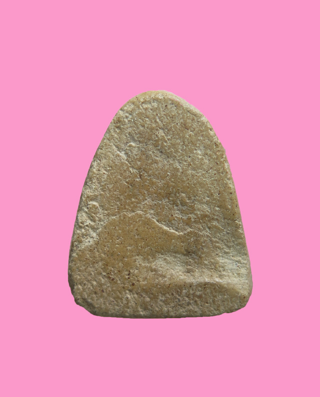 พระปิดตา เนื้อผงพุทธคุณ