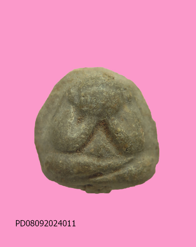 พระปิดตา เนื้อผงน้ำมันเขียว