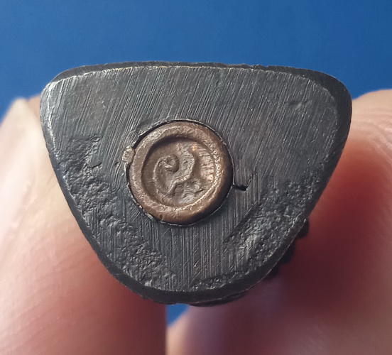 รูปหล่อ หลวงพ่อขุน วัดตะโก นครราชสีมา