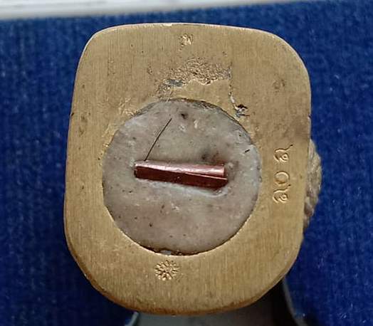 หนุมานหล่อ(รุ่นแรก)หลวงปู่แขก วัดสุนทรประดิษฐ์ พิษณุโลก รุ่นเจริญพร ปี2554 เนื้อทองผสม เลข808+กล่อง