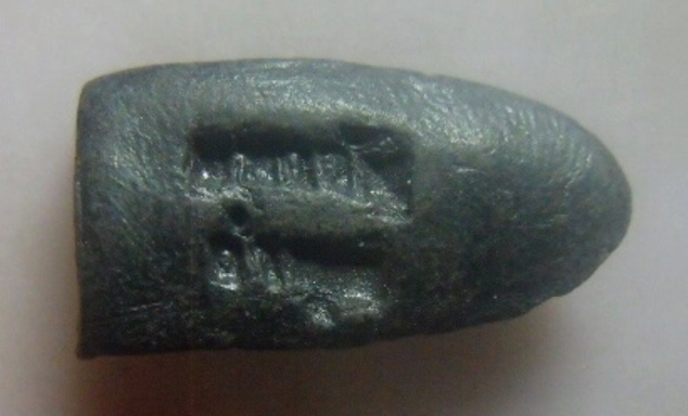 **เบา​ๆ​**พระรอด พิมพ์กลาง เนื้อดิน ลงรัก หลังปั๊มตรา วัดมหาวัน จ.ลำพูน**สวยๆ เชิญชมครับ 