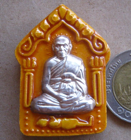  พระขุนแผนมหาบารมี89 หน้ากากเงิน หลังพระกริ่งชินบัญชร หลวงพ่อสิน วัดระหารใหญ่ จ ระยอง ปี2558 