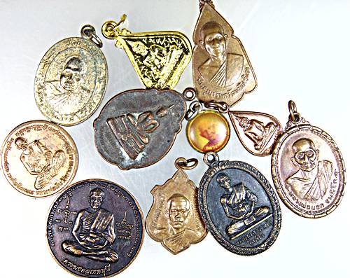 ๒๐ จัดชุดโปรฯ  ๑๐ เหรียญครับ