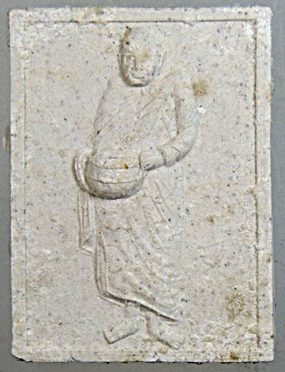 ๒๐ พระผงรูปเหมือนหลวงปู่ศรี วัดป่ากุง ร้อยเอ็ด