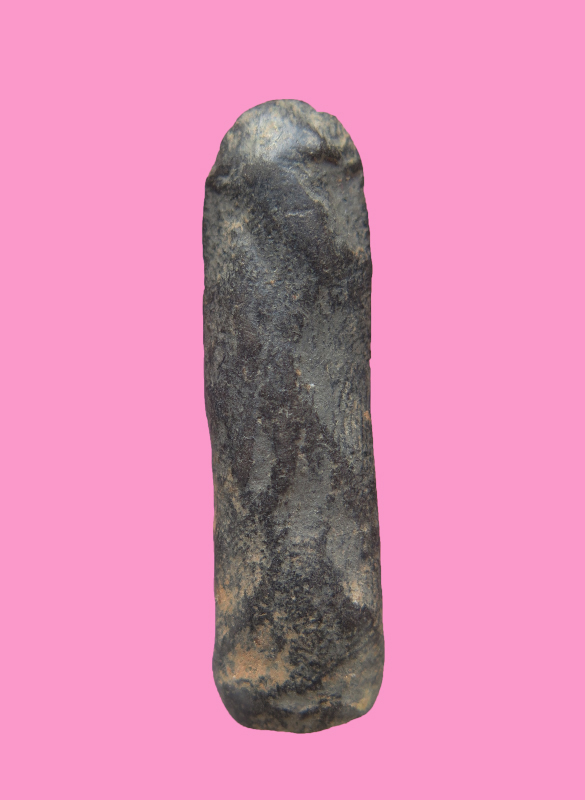 พระลีลาเนื้อดินดำ