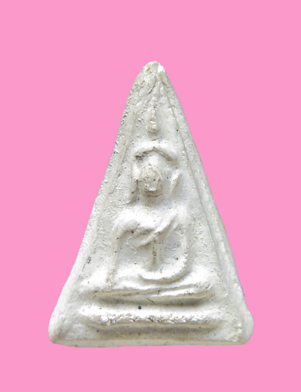 นางพญาเนื้อผง หลังยันต์