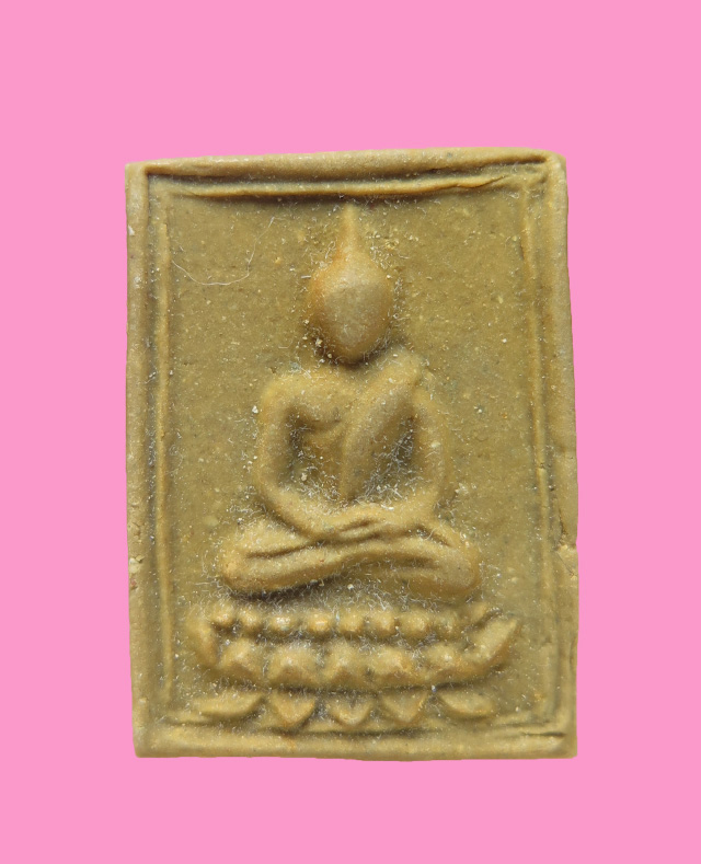 พระพุทธ เนื้อผงน้ำมัน หลังจารสวยๆ