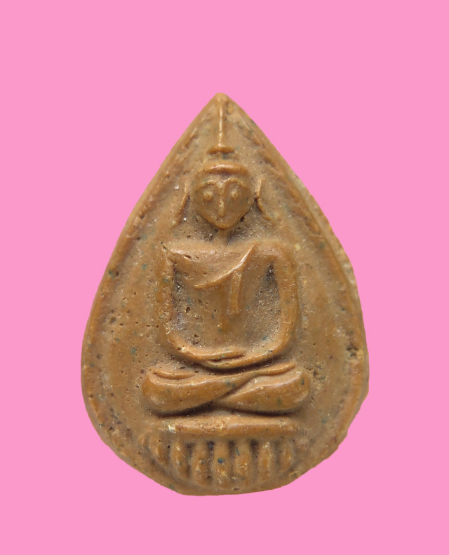 พระกลีบบัว เนื้อผงน้ำมัน