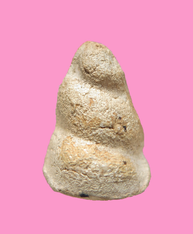 พระเกศ พระพุทธ ก้นยันต์นะ