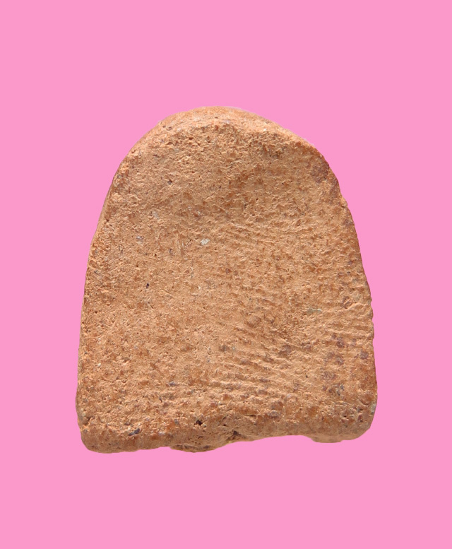 พระปิตา เนื้อผงแดง