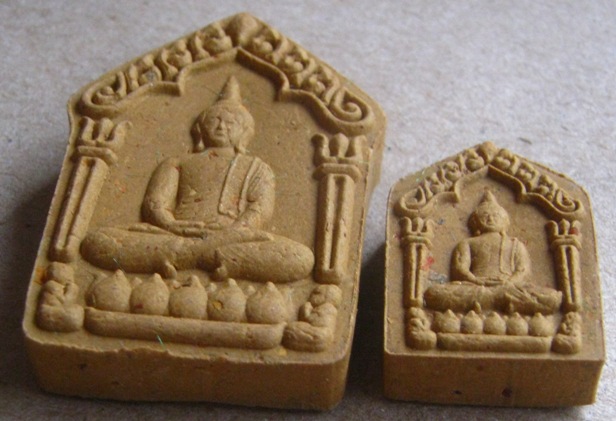 พระขุนแผนพรายเนรมิตร หลวงปู่จื่อ ชัยภูมิ ปี2558เลข66 เนื้อว่านดอกทอง ตะกรุดทองแดงคู่ กรรมการ+กล่อง