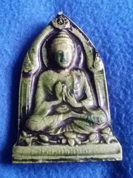 พระพุทธโคดม เนื้อกระเบื้องเขียว หลวงพ่อขอม วัดไผ่โรงวัว พ.ศ. 2505