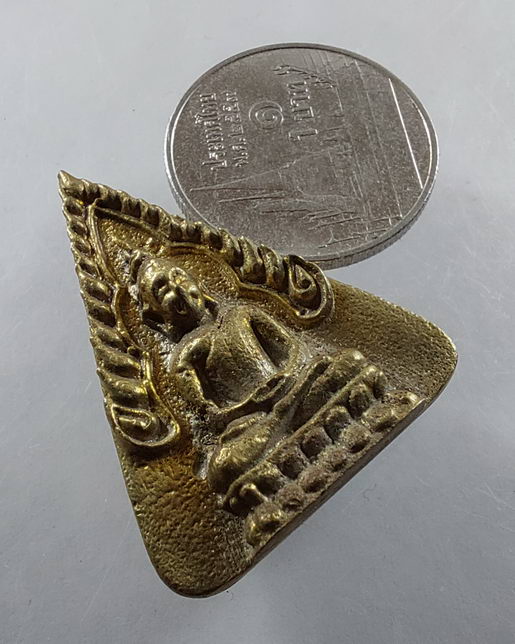 " เหรียญหล่อ พระพุทธ หลวงพ่อแพ วัดพิกุลทอง จ.สิงห์บุรี รุ่น เสาร์๕ ปี 2537 "