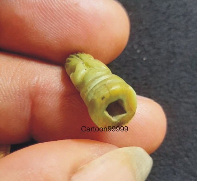 ปลายเขี้ยวแกะ พระปิดตา เก่าๆ เล็กๆ น่ารักครับ