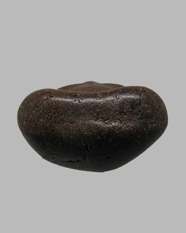 พระปิดตา หลวงพ่อโต วัดเนินสุทธาวาส อ.เมือง จ.ชลบุรี เนื้อผงคลุกรัก พิมพ์เข่ายก