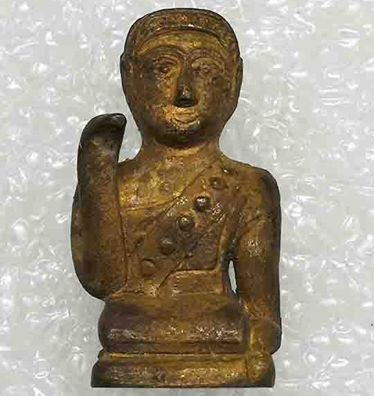 นางกวักหล่อโบราณ รุ่นกวักแสนล้าน หลวงปู่แสน วัดบ้านหนองจิก ศรีสะเกษ ปี2561 เนื้อสัมฤทธิ์ เลข136+กล่อ