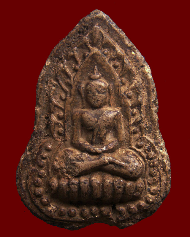 หายากมาก...หลวงพ่อเกีย วัดภุมรินทร์กุฎีทอง พิมพ์กลีบบัว หลังยันต์ จ.สมุทรสงคราม พ.ส. 2460 (1)