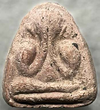 *ปิดตานักกล้าม พิมพ์หลวงปู่แก้ว วัดเคลือวัลย์ เนื้อผงปูนแห้ง วัดประสาทฯ ปี๒๕๐๖*