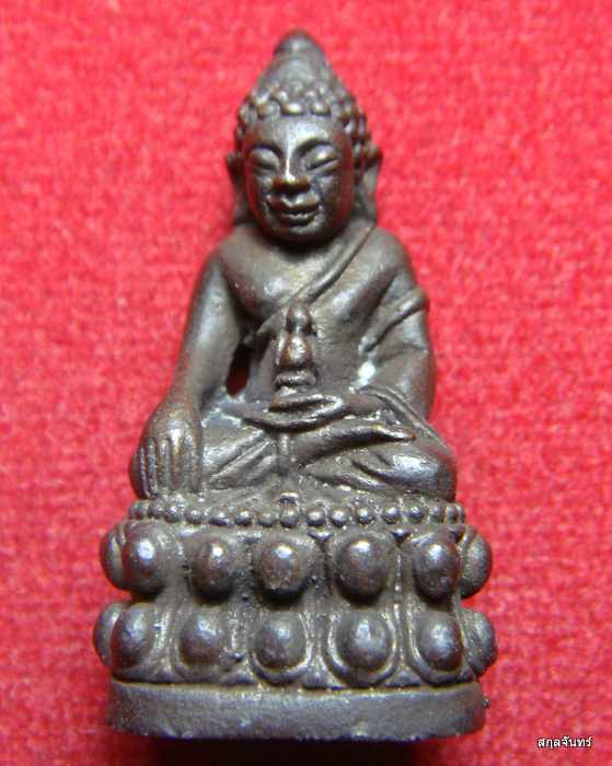 กริ่งอินทสุวัณโณ หลวงปู่ใจ วัดเสด็จ กล่องเดิมๆครับ