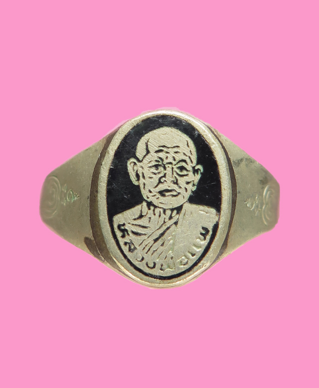 แหวนลงถม หลวงพ่อแพ วัดพิกุลทอง สิงห์บุรี สภาพสวยๆ