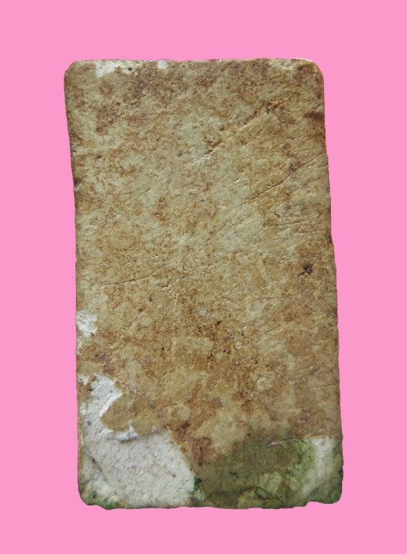 สมเด็จฐานผ้าทิพย์ สูงประมาณ 2 นิ้ว หลังมีกะเทาะ 