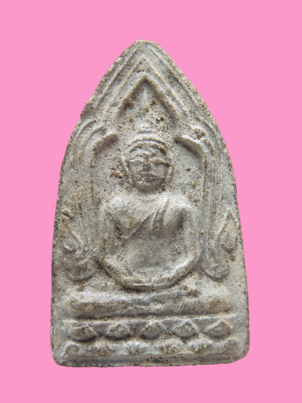 พระกลีบบัว เนื้อผงผสมว่าน หลวงพ่อตุ้ม วัดห้วยเสือ เพชรบุรี