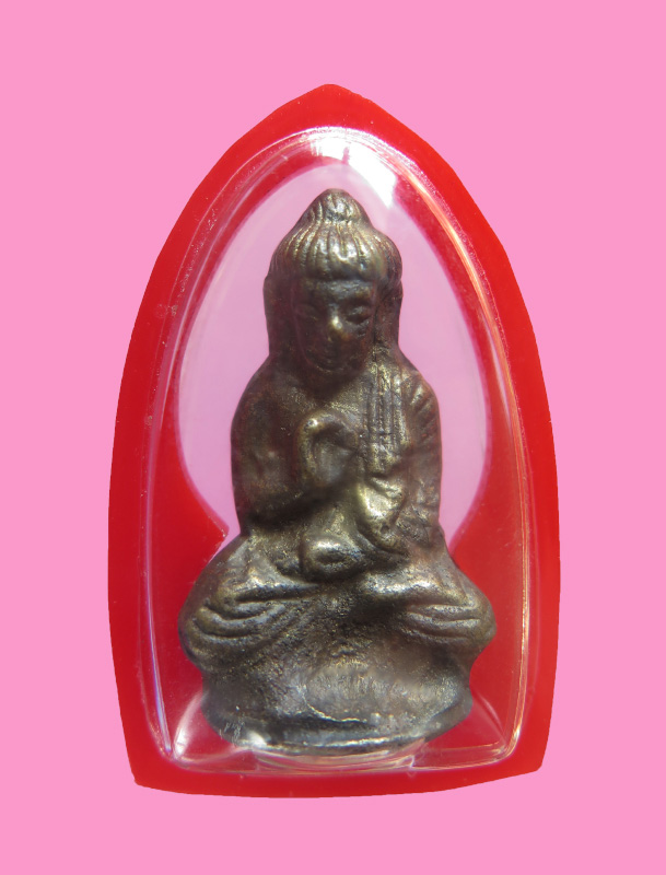 พระกริ่งหล่อโบราณยุคแรก(กริ่งดีดน้ำมนต์) หลวงพ่อขอม วัดไผ่โรงวัว สุพรรณบุรี ปี 2497