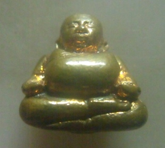 **เบาๆ**รูปหล่อพระสังกัจจายน์ เนื้อโลหะผสม ใต้ฐานอุดผง**ตอกโค้ด + หมายเลข สวยๆ 