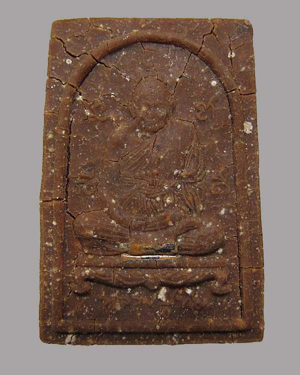 พระผงรูปเหมือน รุ่น ไตรมาส ๔๒ หลวงปู่ทิม วัดพระขาว จ.อยุธยา ตะกรุดเงิน กล่องเดิม