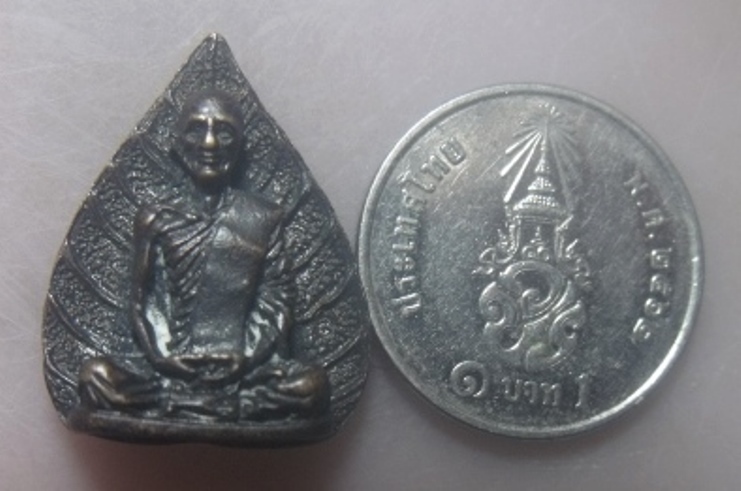 **เบาๆ**เหรียญหล่อใบโพธิ์รูปเหมือน เจ้าคุณนรฯ วัดเทพศิรินทร์ ปี ๒๕๒๙**ตอกโค้ด สวยๆ