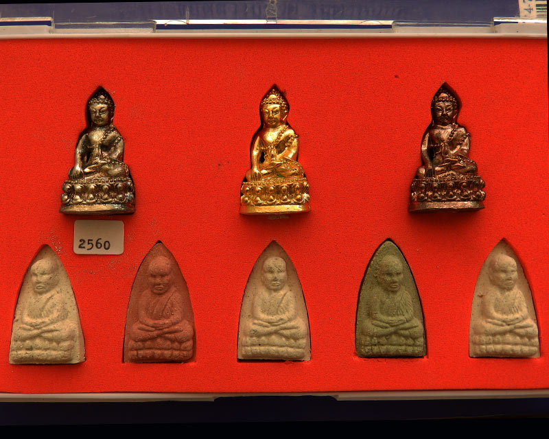 ชุดกรรมการ เลข 2560...พระชัยหลวงปู่ทวด รุ่นตำหนักทอง หลวงปู่ทอง สุสังวโร วัดป่ากอสุวรรณ ครบชุด 8 องค